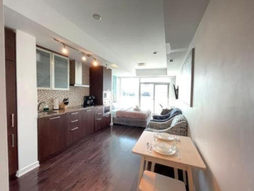 Downtown Suites Apartment *