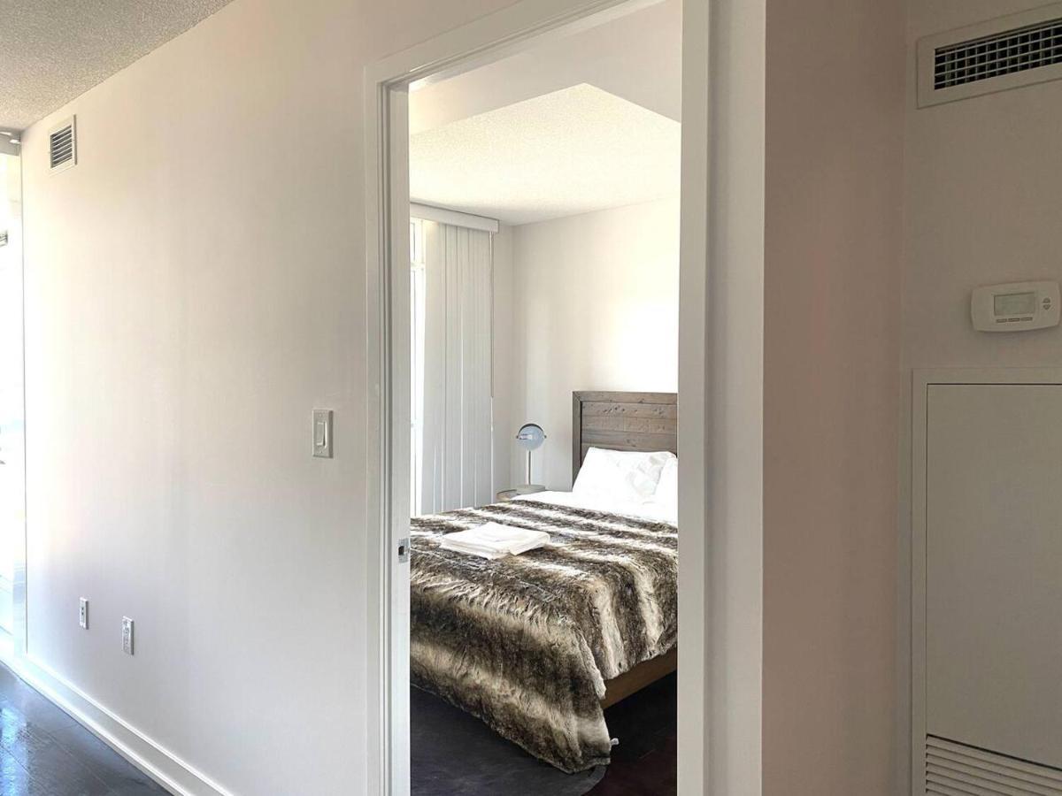 Family Oriented Downtown 2bdrm With Parking & Office Space *