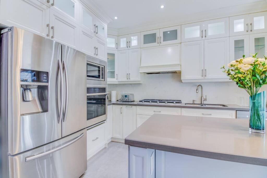Luxury House, 25 Minutes To Toronto Downtown Toronto