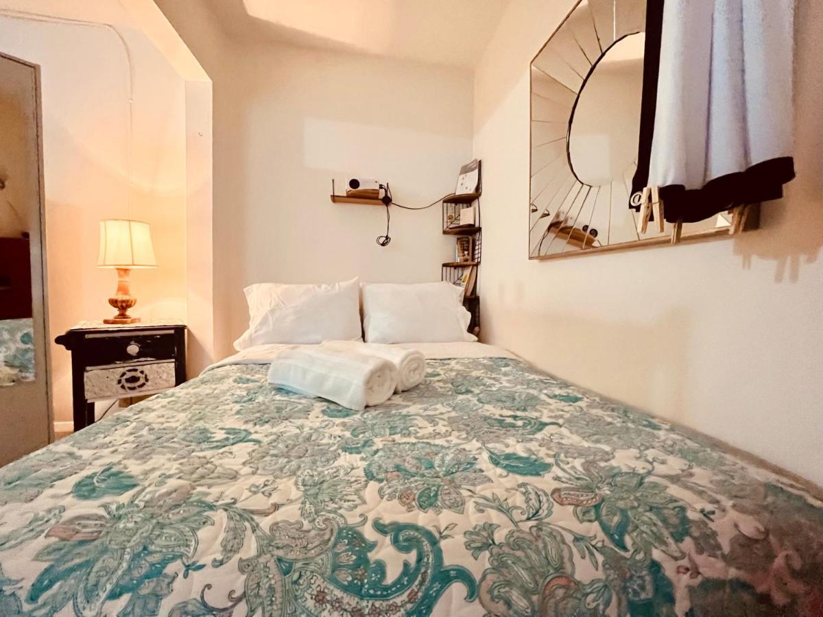 Hipster Studio In Little Italy Apartment *