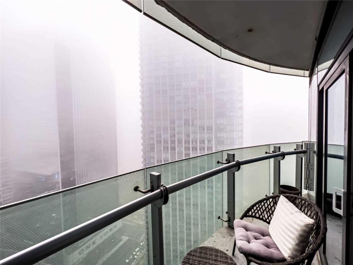 Luxury In The Heart Of - Next To Scotiabank Arena
