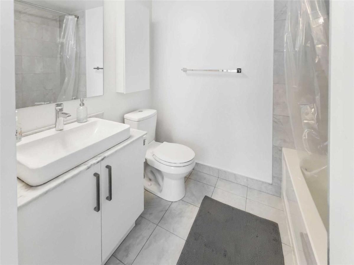 Luxury In The Heart Of - Next To Scotiabank Arena Toronto