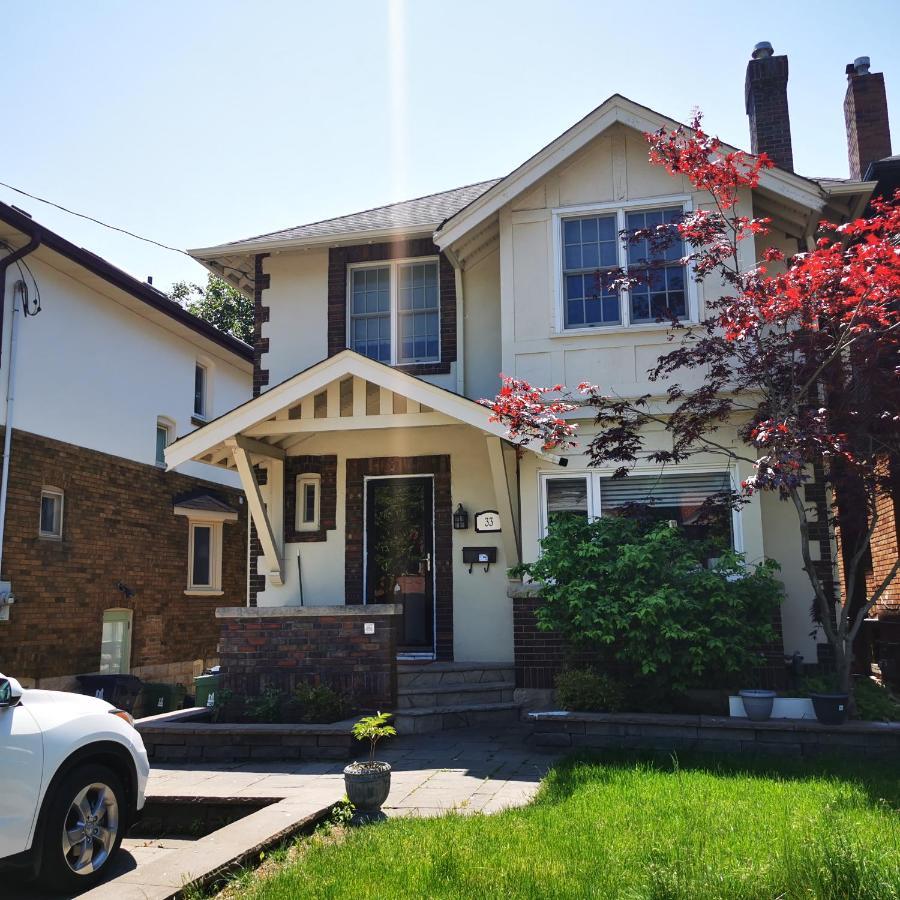 A Bright And Tidy Double-bed In Midtown * Toronto