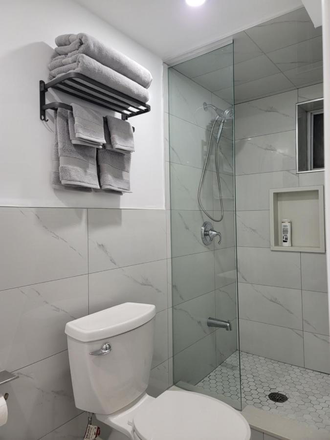 Tononhouse Homestay Toronto
