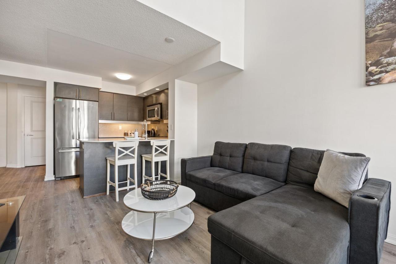 Apartment 1 Bed Den Downtown