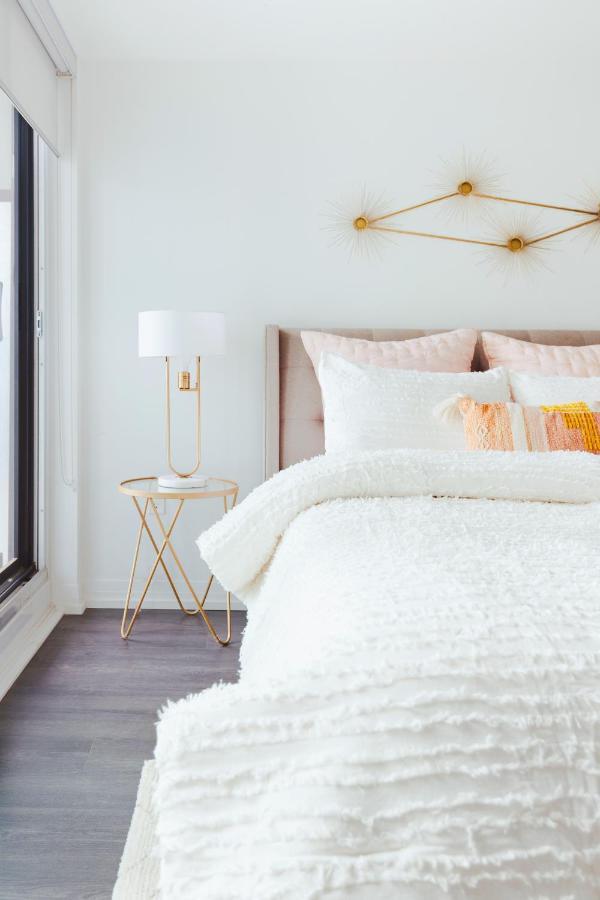 A Cozy In Heart Of Downtown Toronto