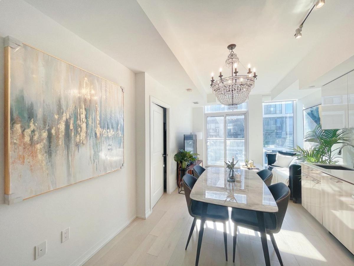 Infivilla Amazing Penthouse Living In Sunrise- Breathtaking Skyline Lake View Downtown Toronto!a Apartment *