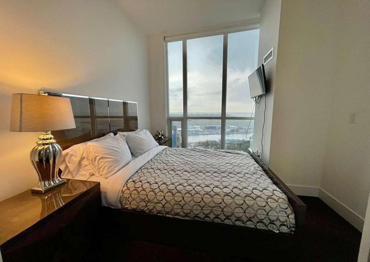 Holiday Premium Inn Inn
