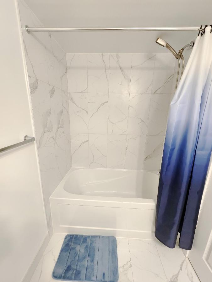 Gasthof King Bed Tv Private Ensuite Retreat Bathroom Or Economical Double Bed *