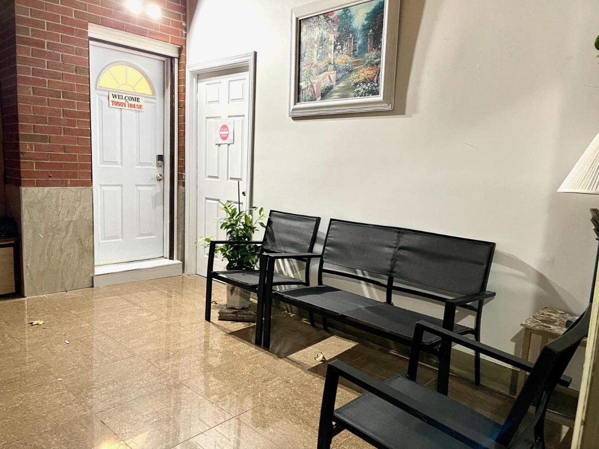 Tononhouse Homestay *