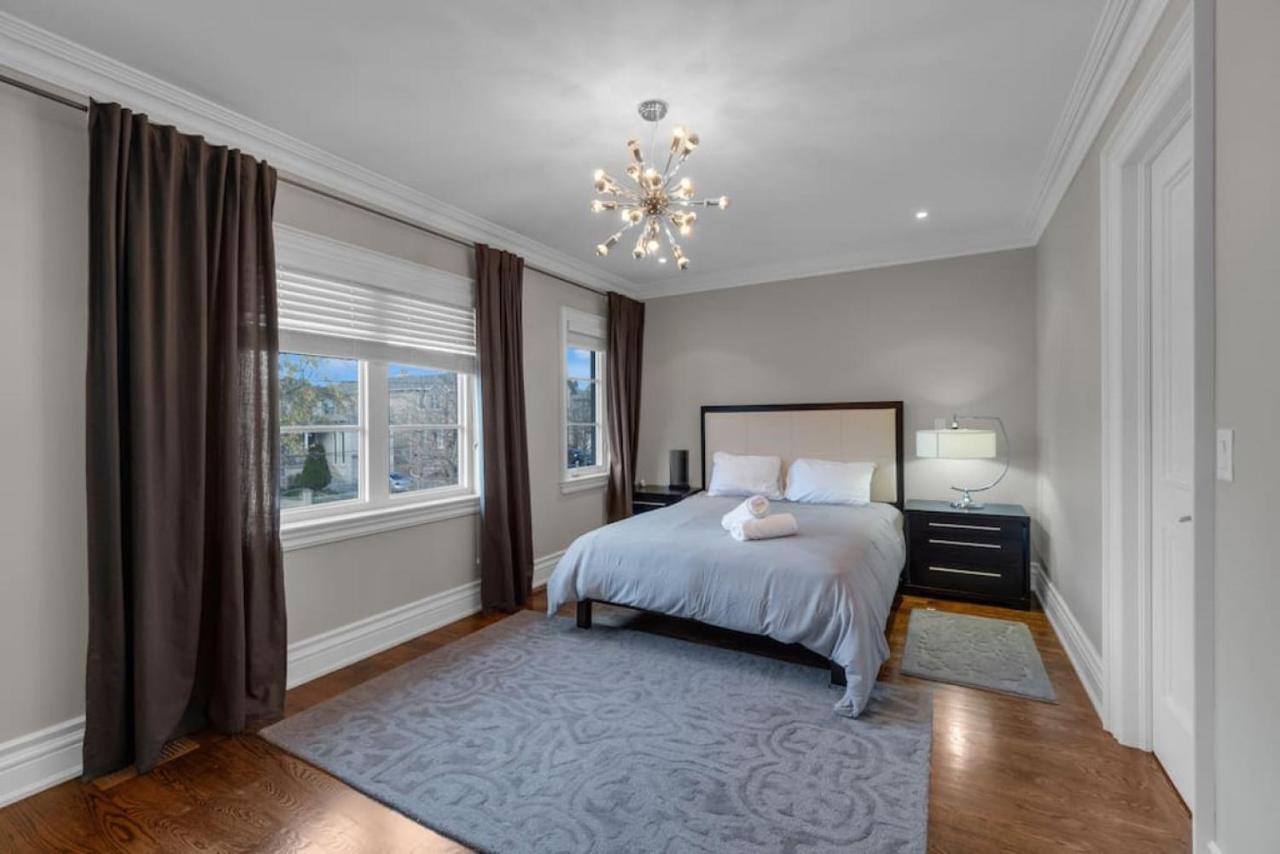 Holiday home Luxury 4br - Pool Table - 10 Min To Yorkdale Mall Toronto