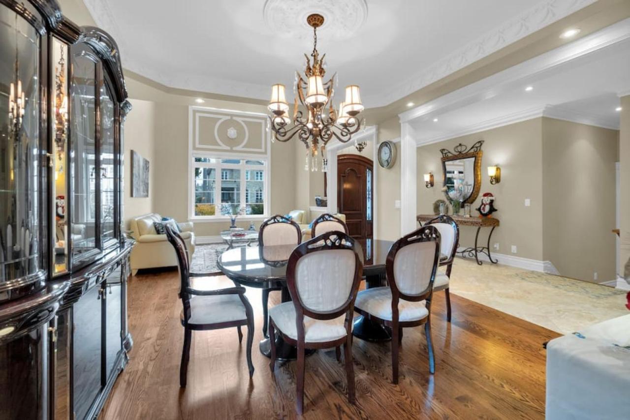 Luxury 4br - Pool Table - 10 Min To Yorkdale Mall * Toronto