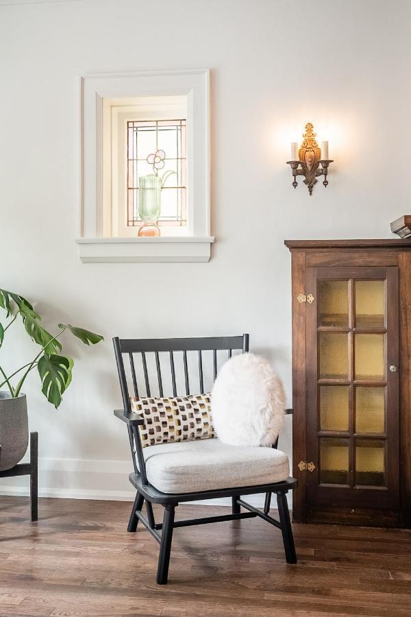 Ferienhaus Beautiful And Spacious Luxury Toronto