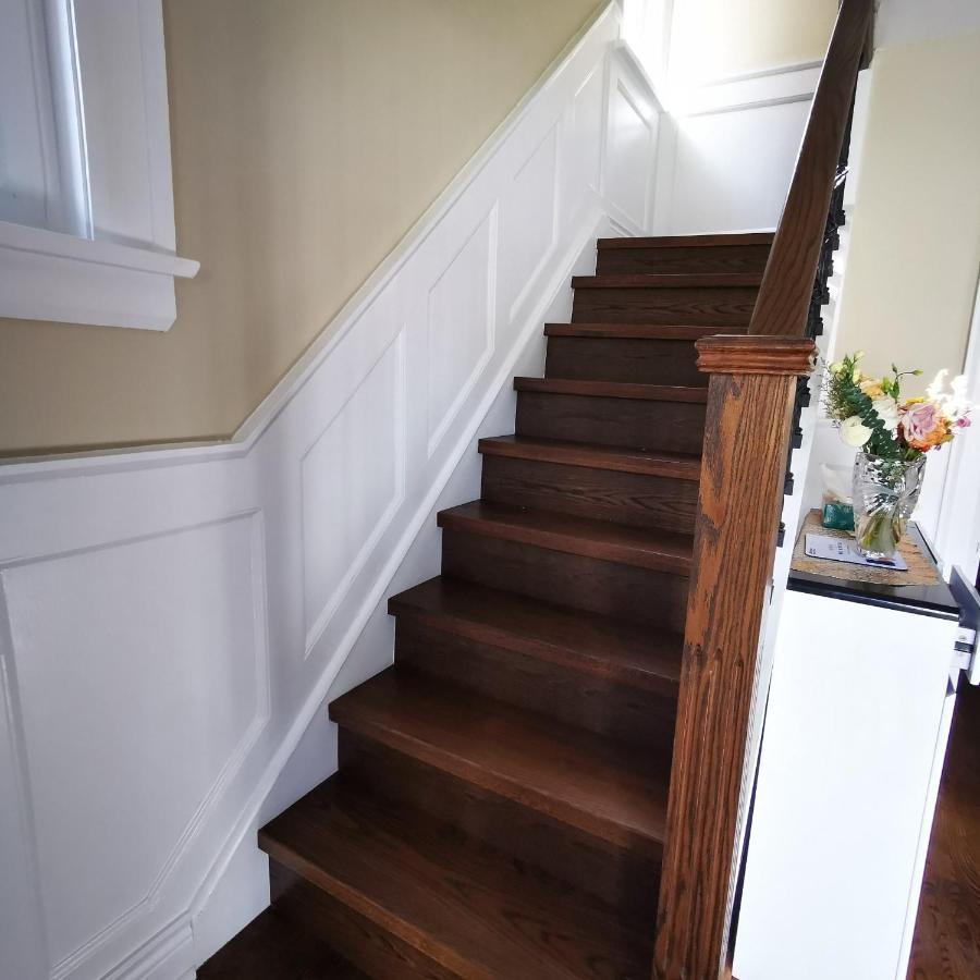 A Bright And Tidy Double-bed In Midtown Toronto