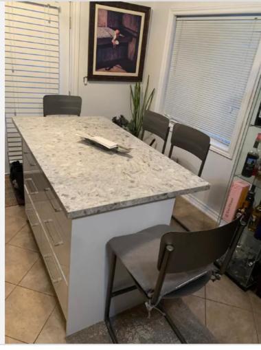 Comfortable Cozy And Convenient For Rent Apartment