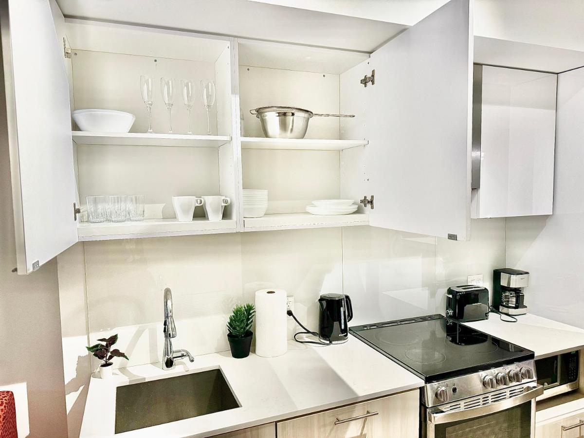 Cozy 2 Bedroom By Eaton Centre Mall Toronto