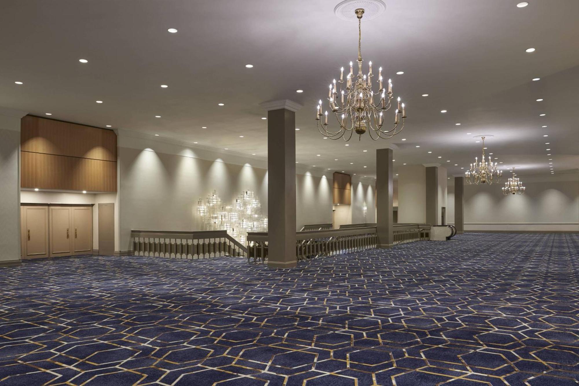 Hotel Delta By Marriott Airport & Conference Centre