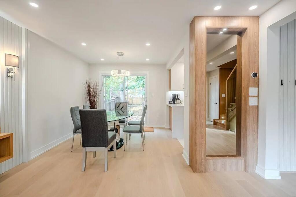 Apartment Beachside Luxury Retreat Toronto