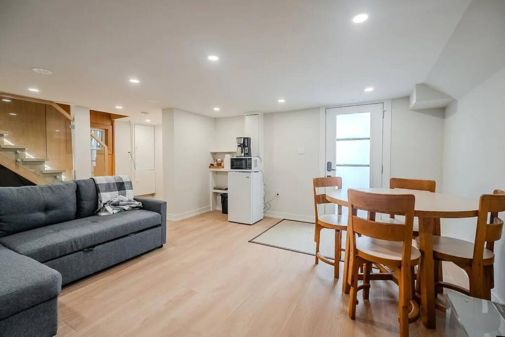 Beachside Luxury Retreat Toronto