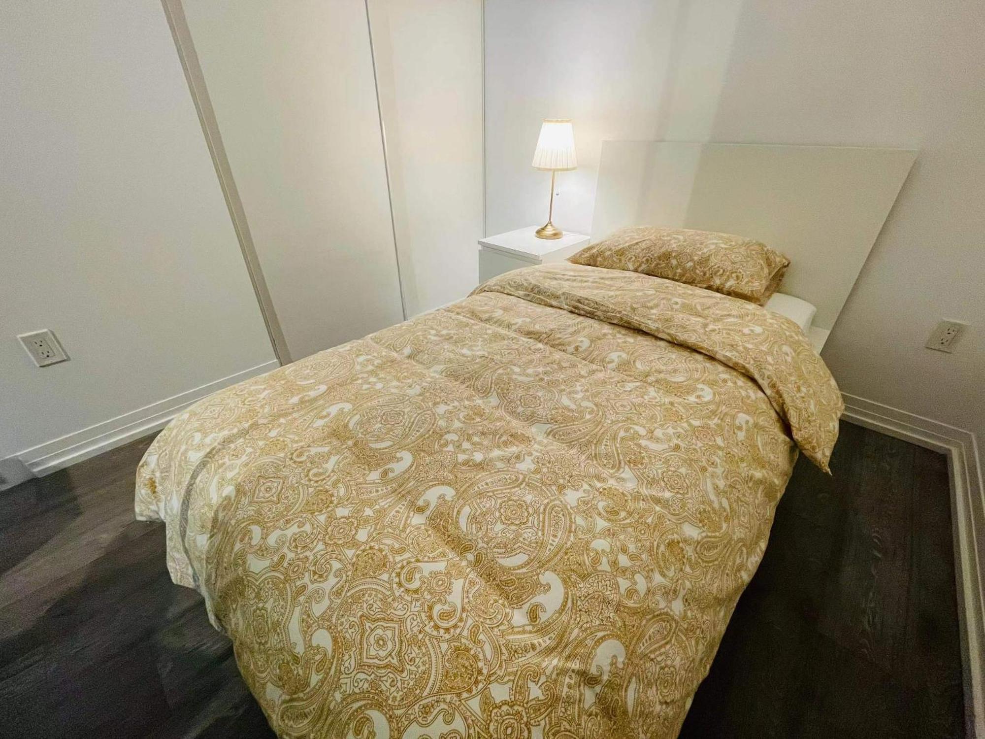 Apartment Stunning In Heart Of Downtown J1 *