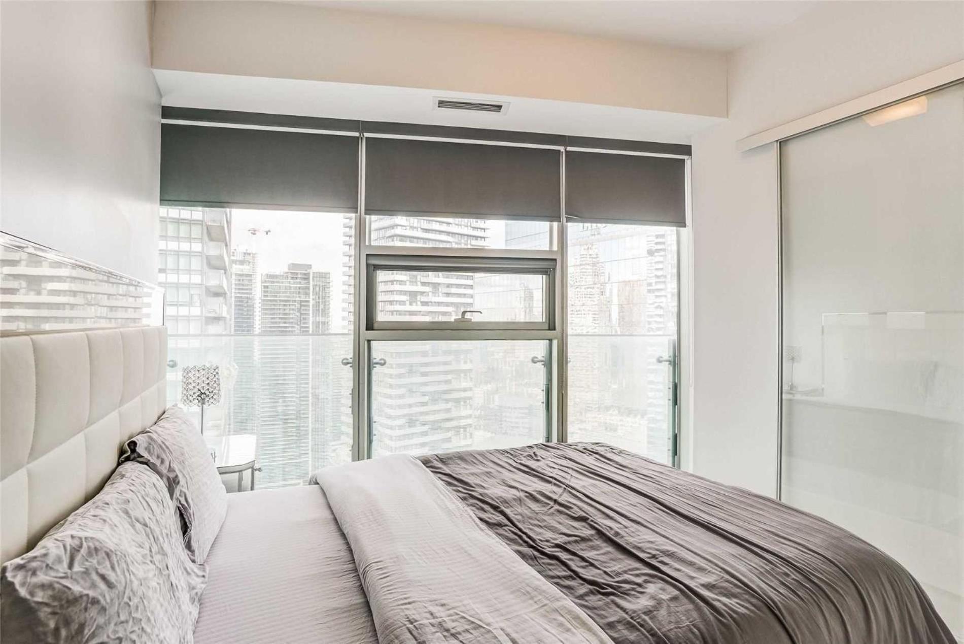 Downtown 16 Apartment Toronto