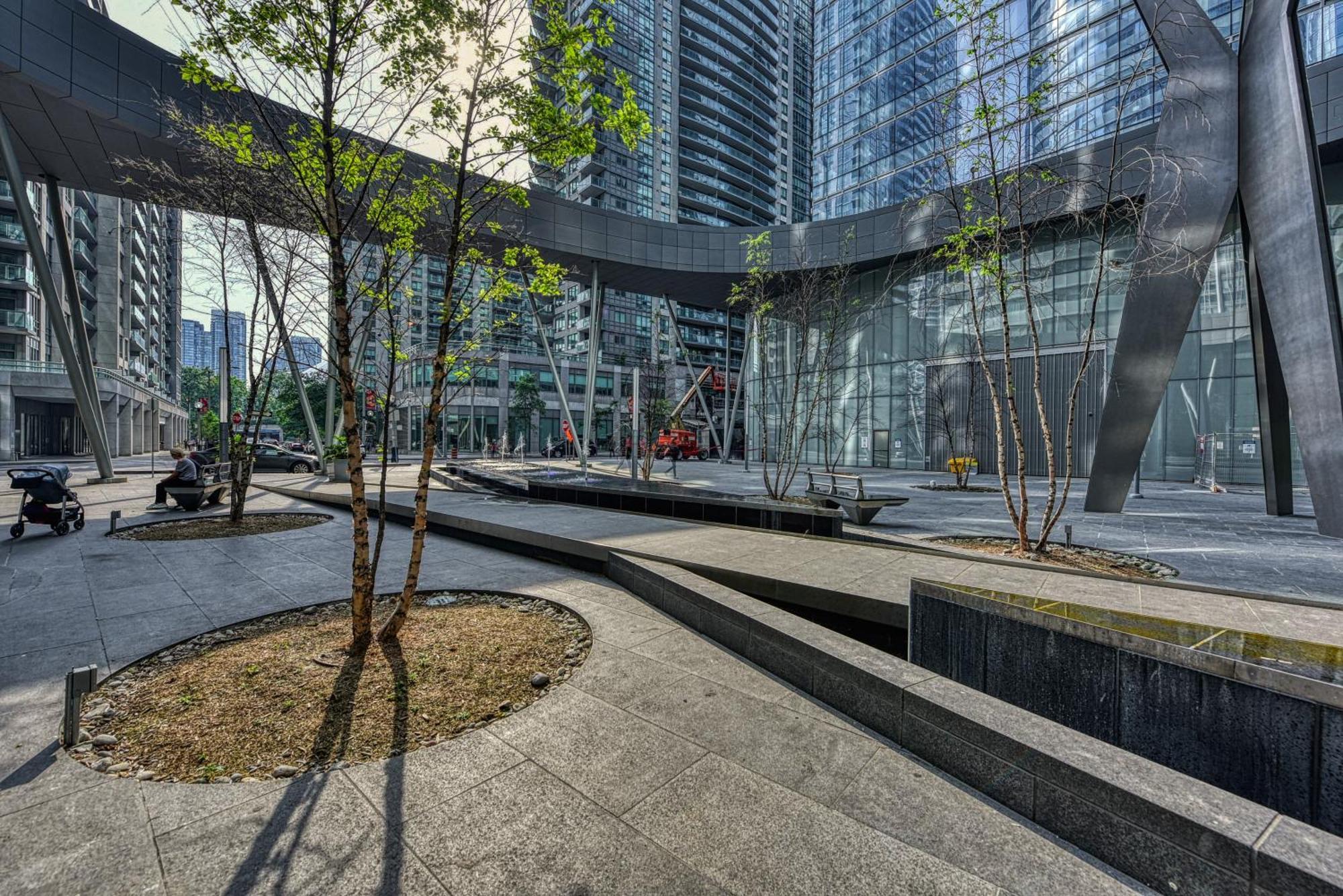 Downtown 16 * Toronto