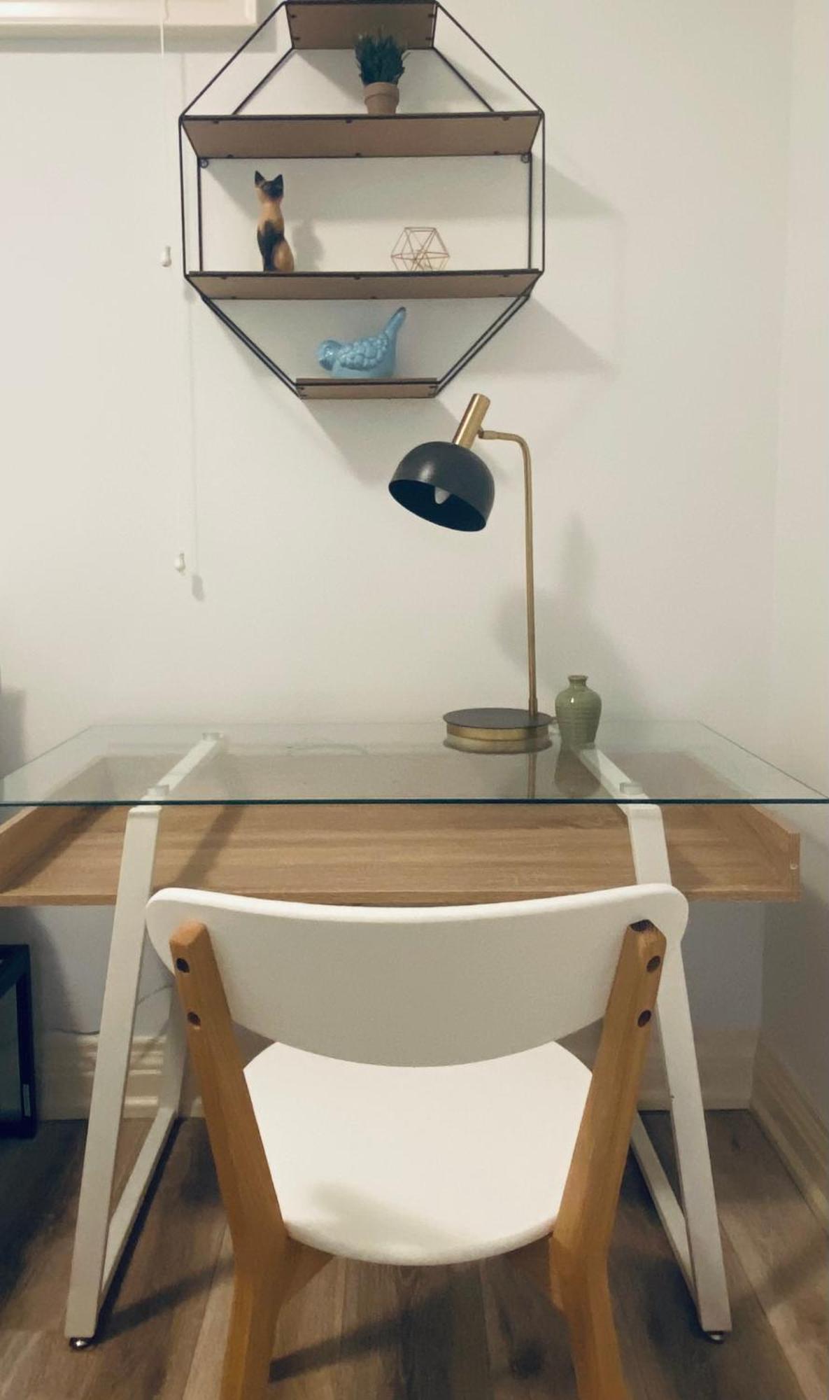Stylish Private With 2 Bedrooms And Free Parking In Midtown Apartment
