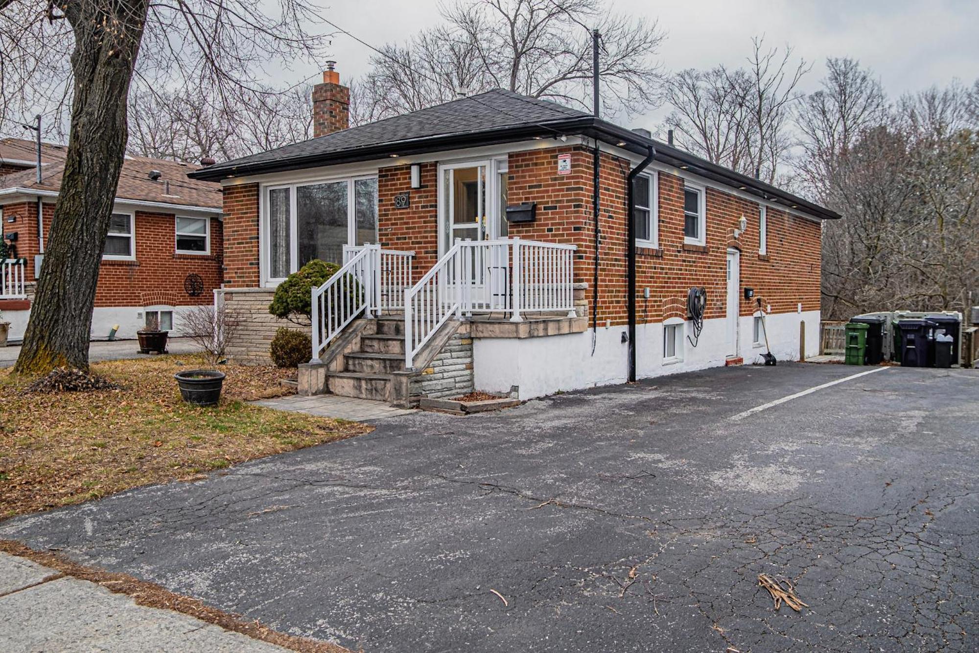 Charming Cozy Ravine Mins To Parks & Lake Entire House