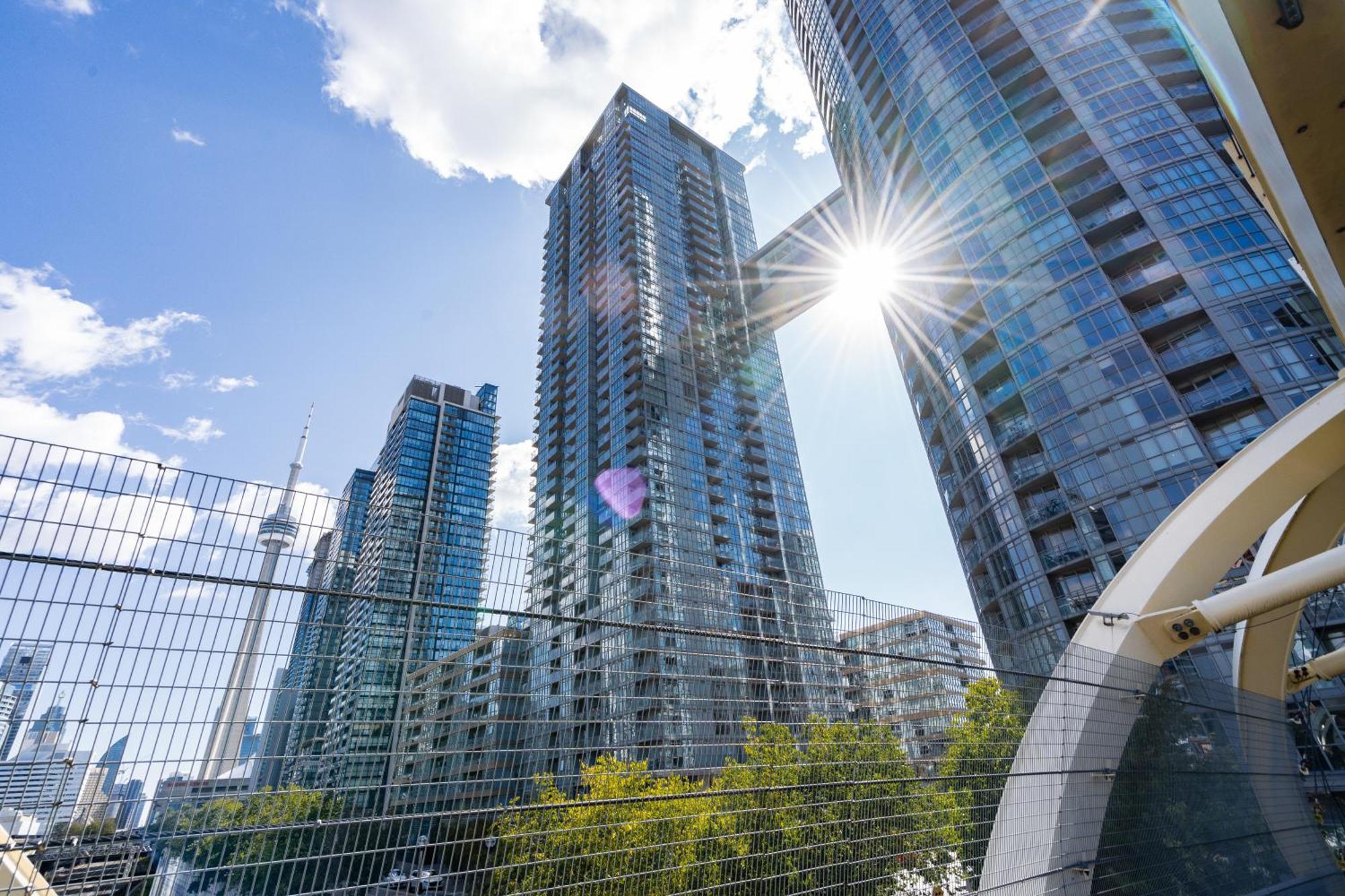 Beautiful By Cn Tower Apartment Toronto
