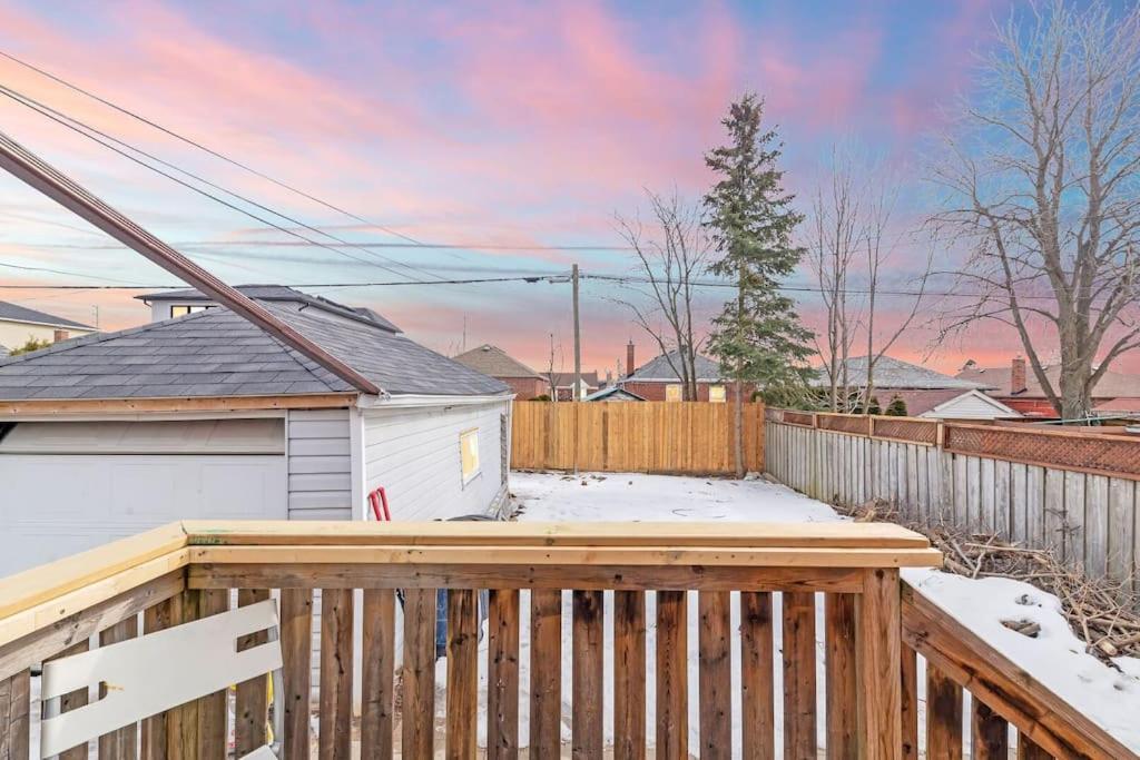 2 Bedroom East-york * Toronto