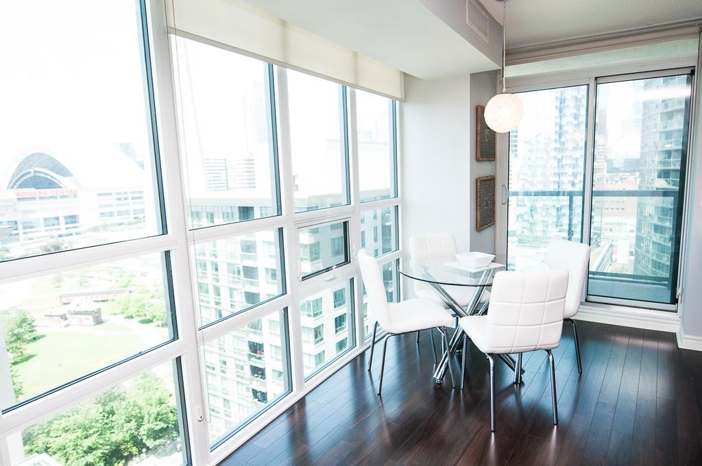 Apartment Napa Furnished At Cn Tower & Maple Leaf Square