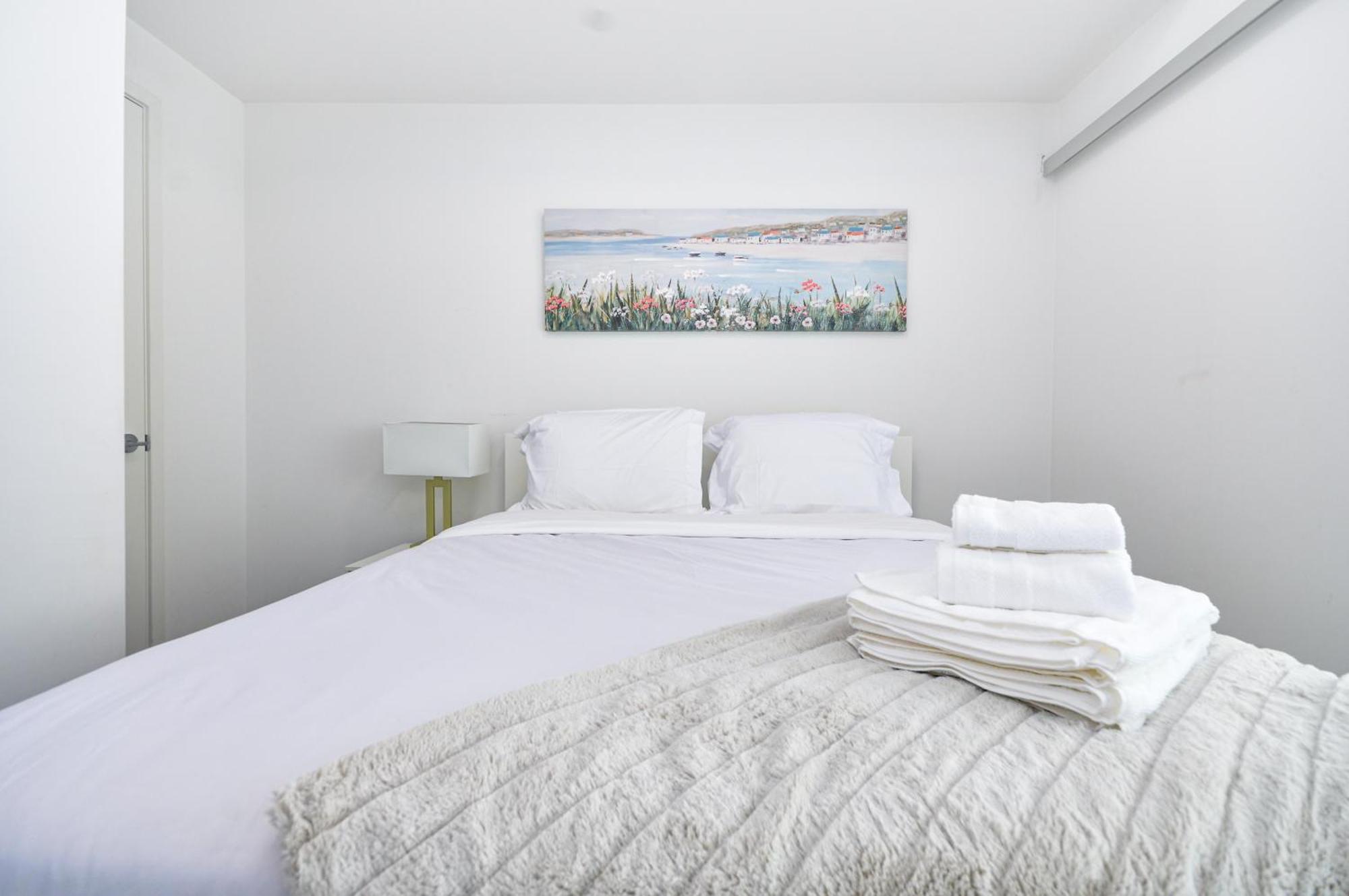 Downtown Near Cn Tower, Scotiabank Arena, Rogers Centre, Union Station Apartment Toronto