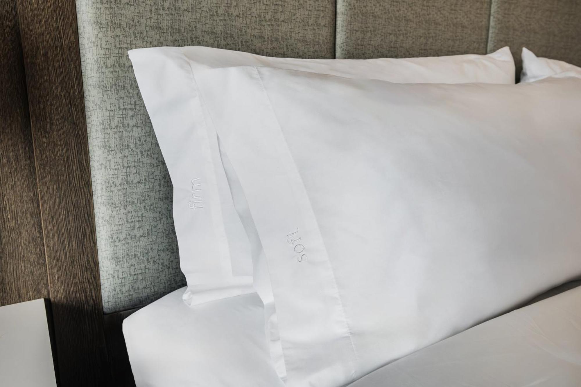 Express & - Airport South By Ihg 3* Toronto