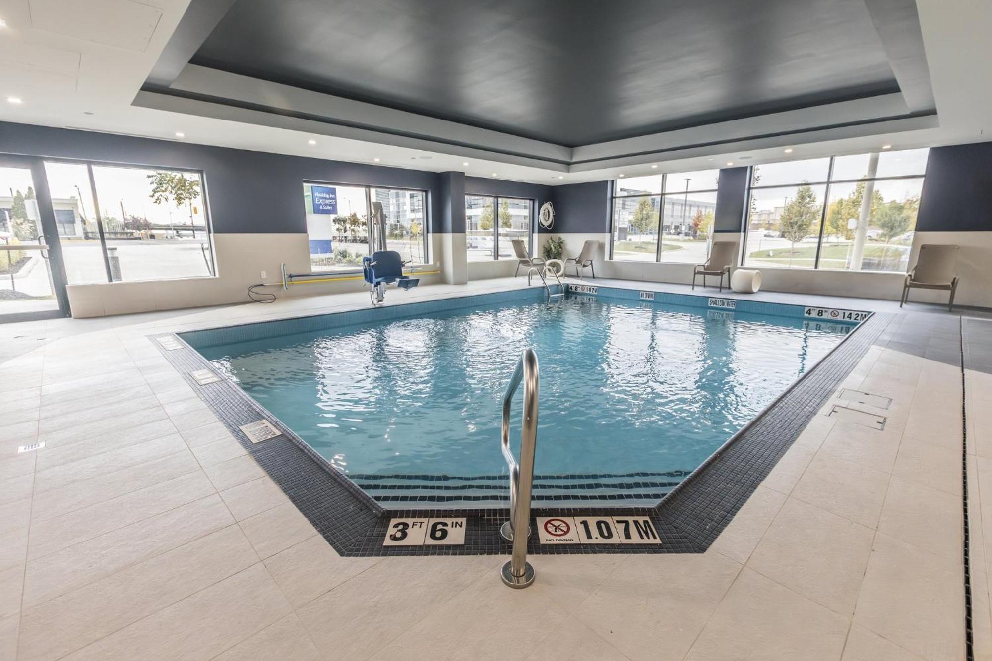 Hotel Express & - Airport South By Ihg