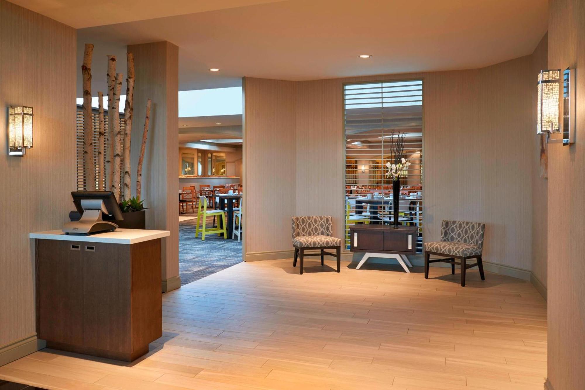 Hotel Delta By Marriott Airport & Conference Centre Toronto