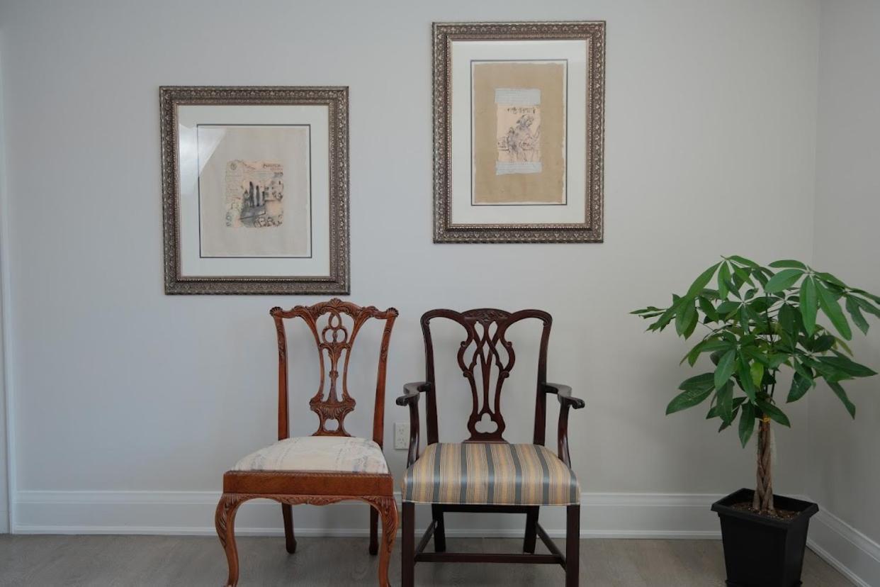 Private In Forest Hill With Full Kitchen And Parking Guest house Toronto