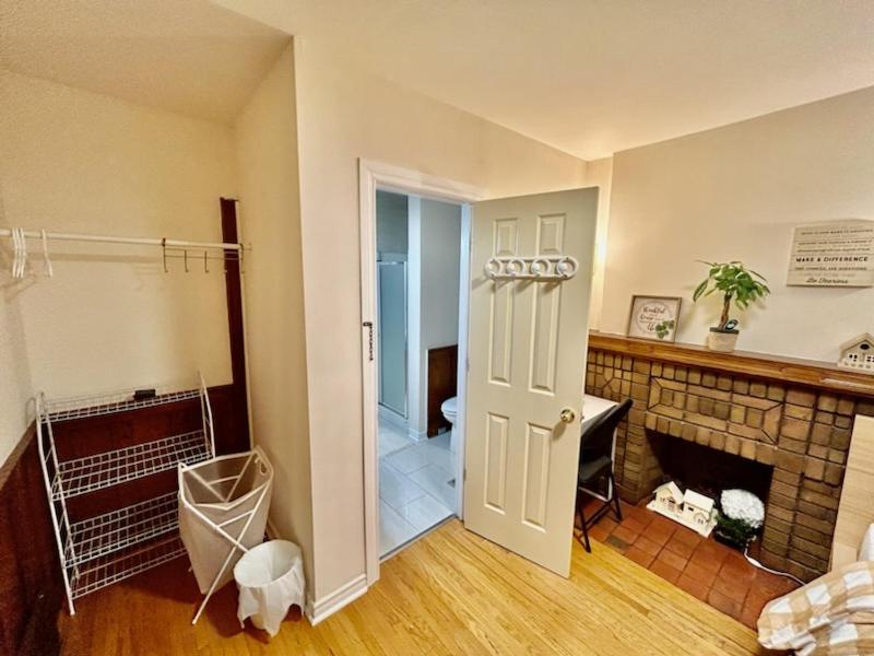 Midtown 2bedrooms * Toronto