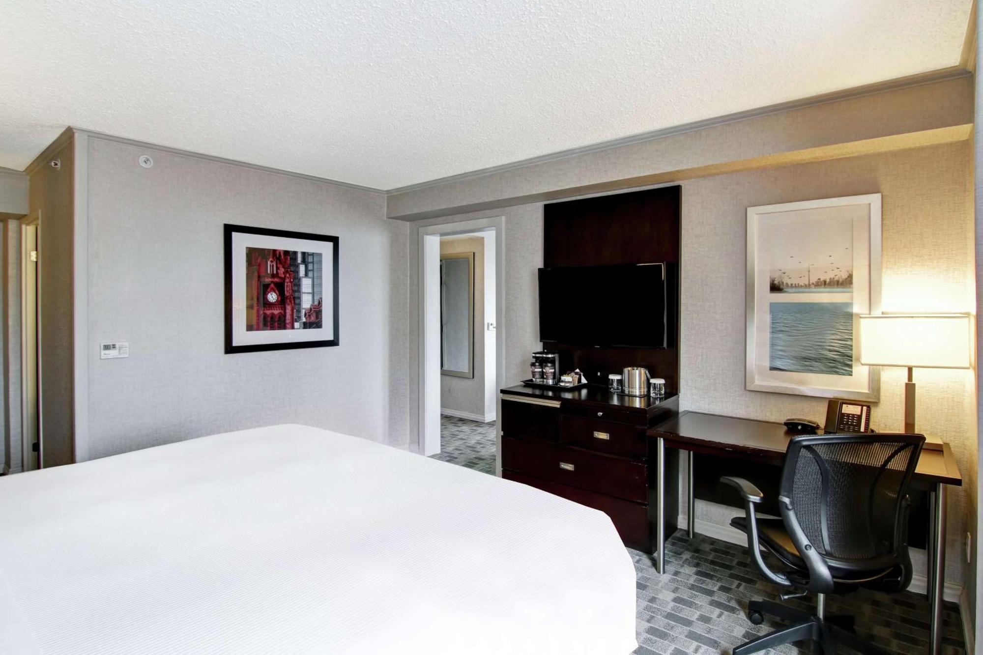 Hotel Doubletree By Hilton Downtown 4*