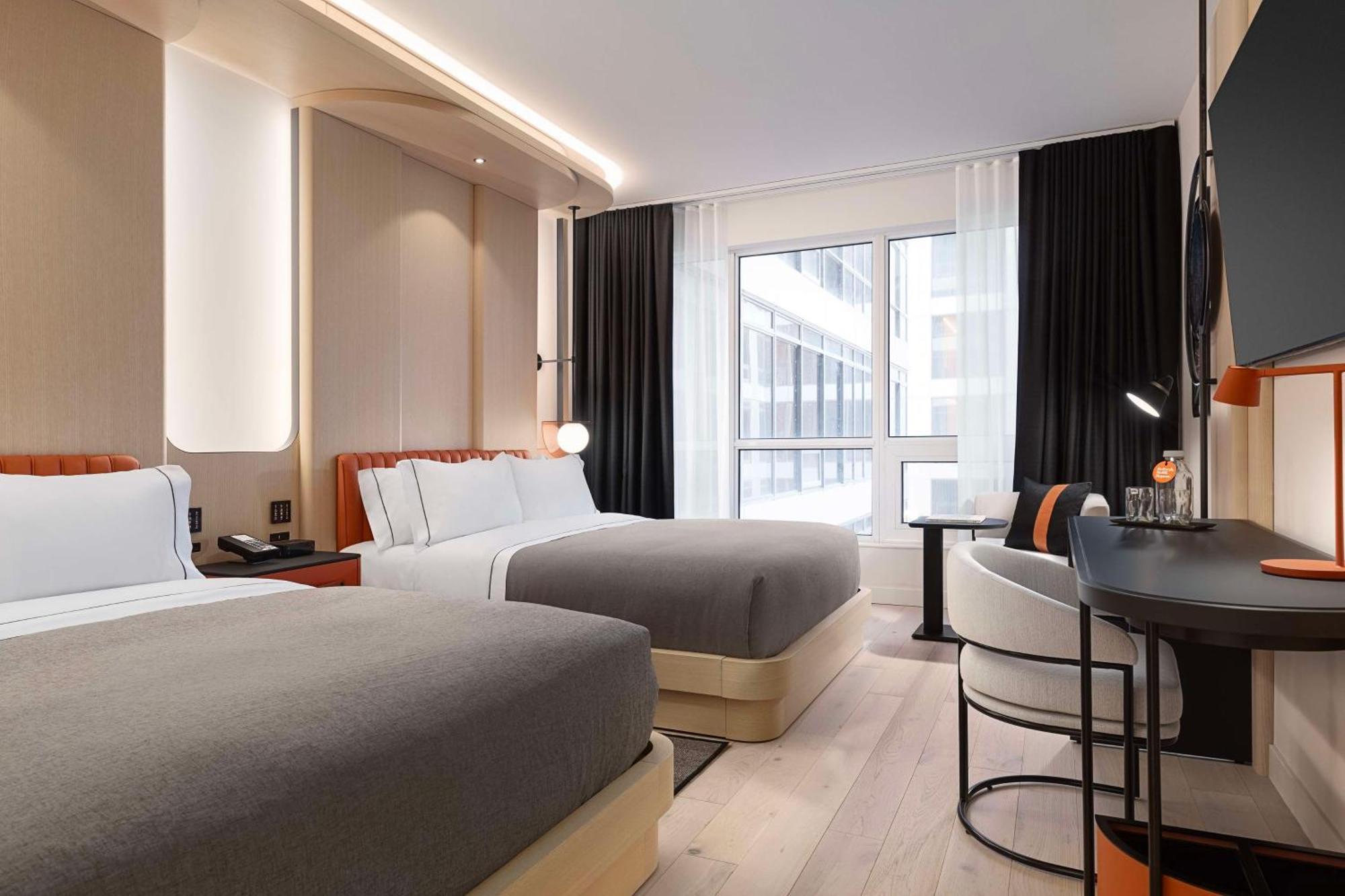 Canopy By Hilton Yorkville Hotel 4*