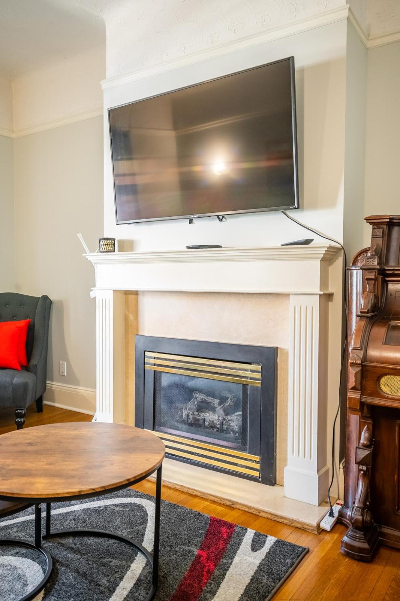 Cozy 5 Bedroom House In Downtown By Globalstay Guest house *