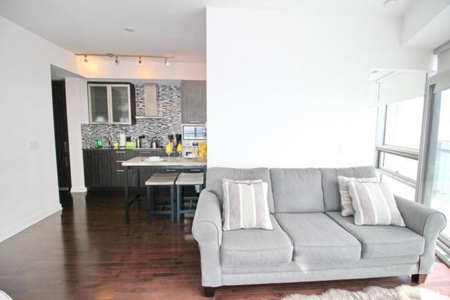 Presidential 2+1br Condo, Entertainment District *