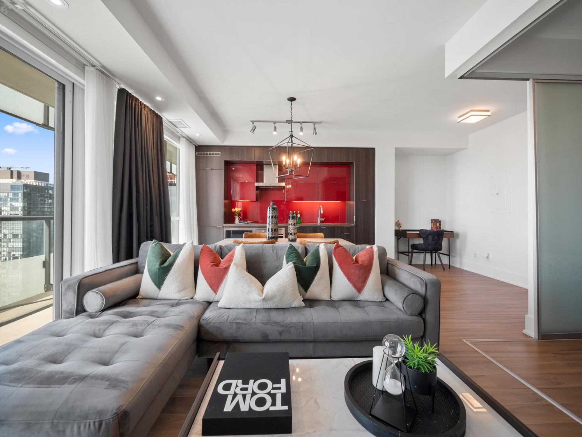Stylish One Bedroom - Entertainment District Apartment Toronto