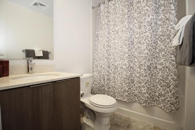 Presidential 2+1br Condo, Entertainment District Apartment *