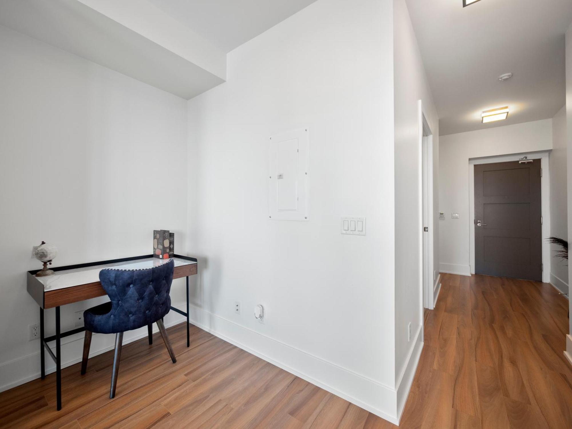 Stylish One Bedroom - Entertainment District Apartment Toronto