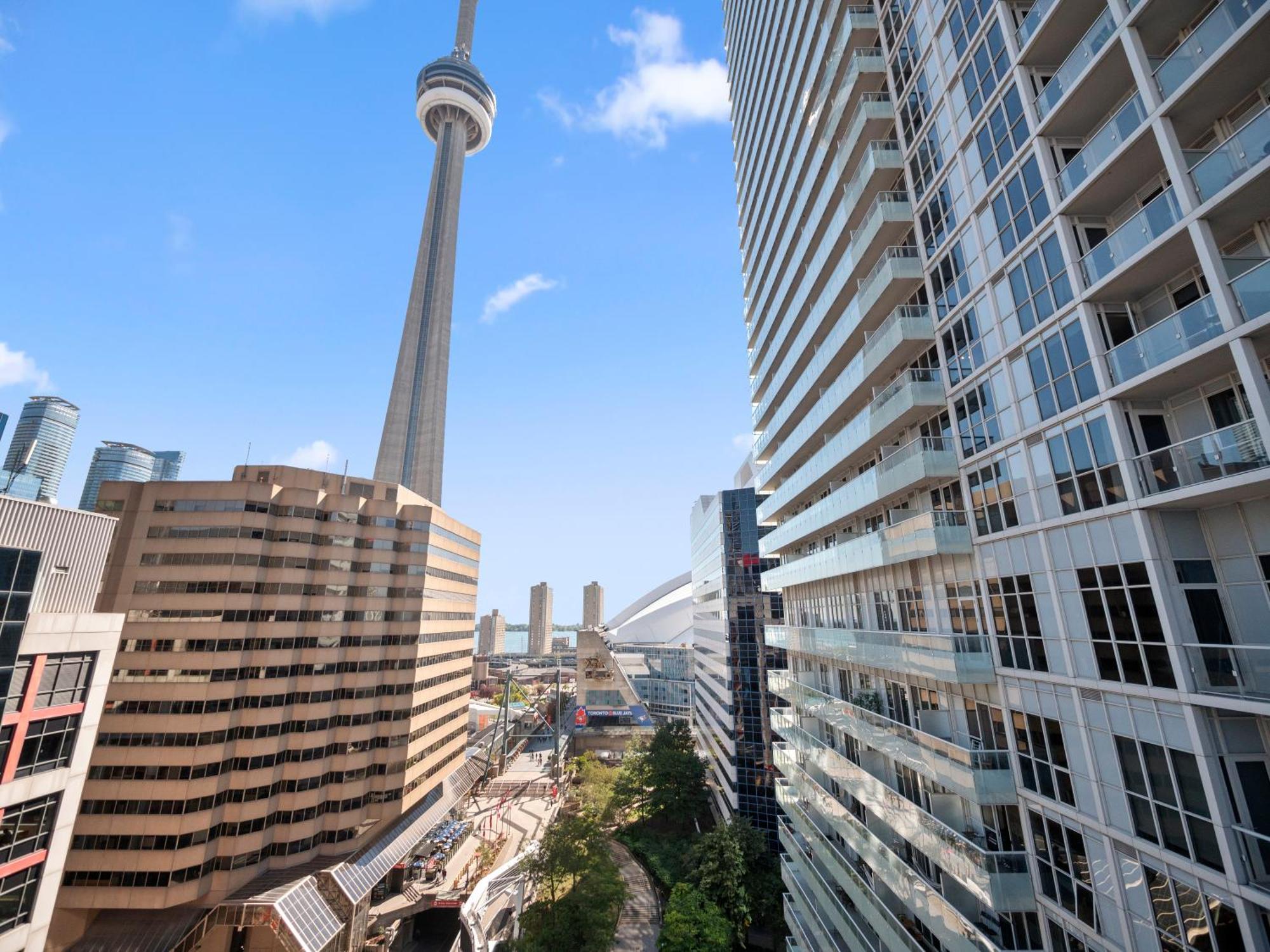 Apartment Stylish One Bedroom - Entertainment District