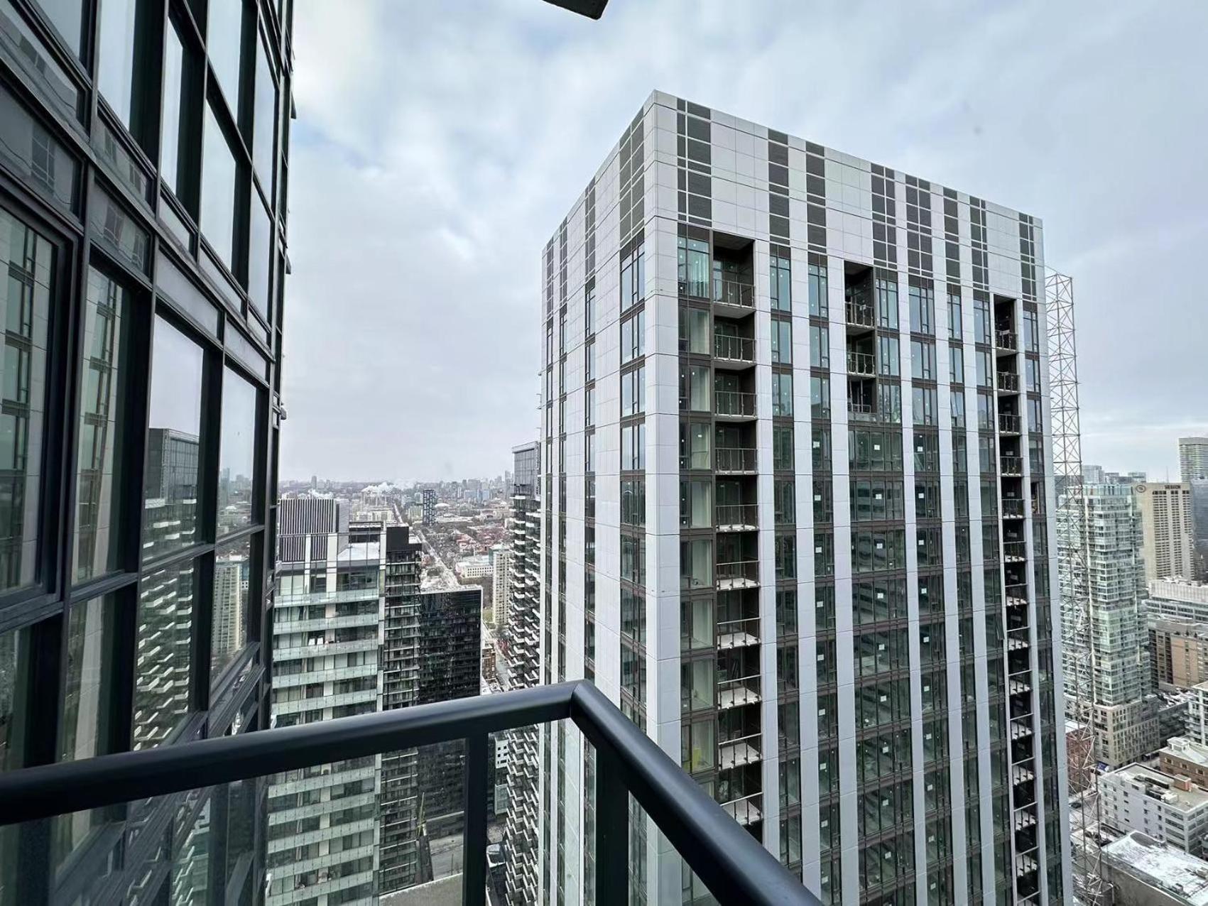 Apartment Lovely One Bedroom / Entertainment District P4 Toronto