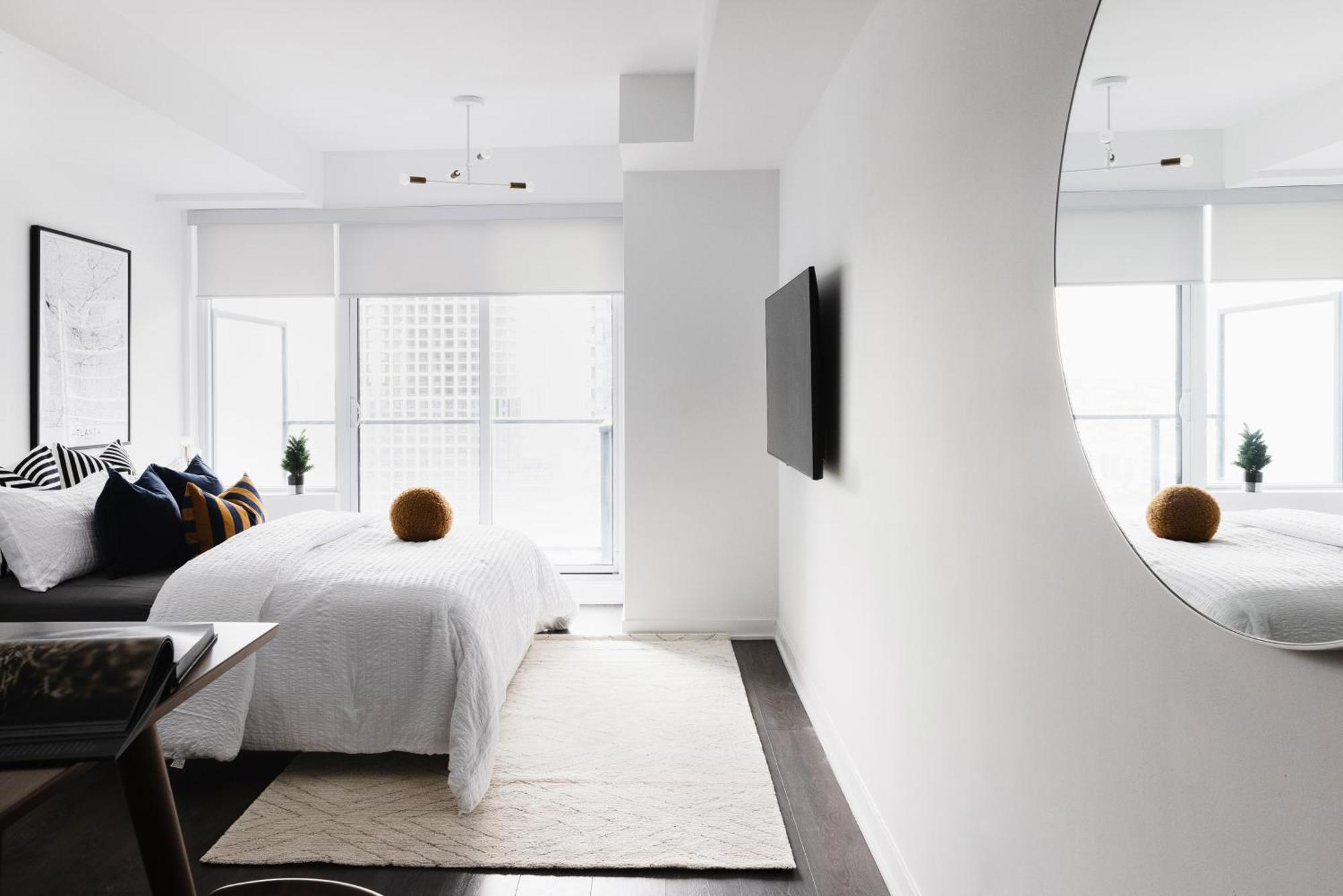 Apartment Lovely In Heart Of Downtown B3 *
