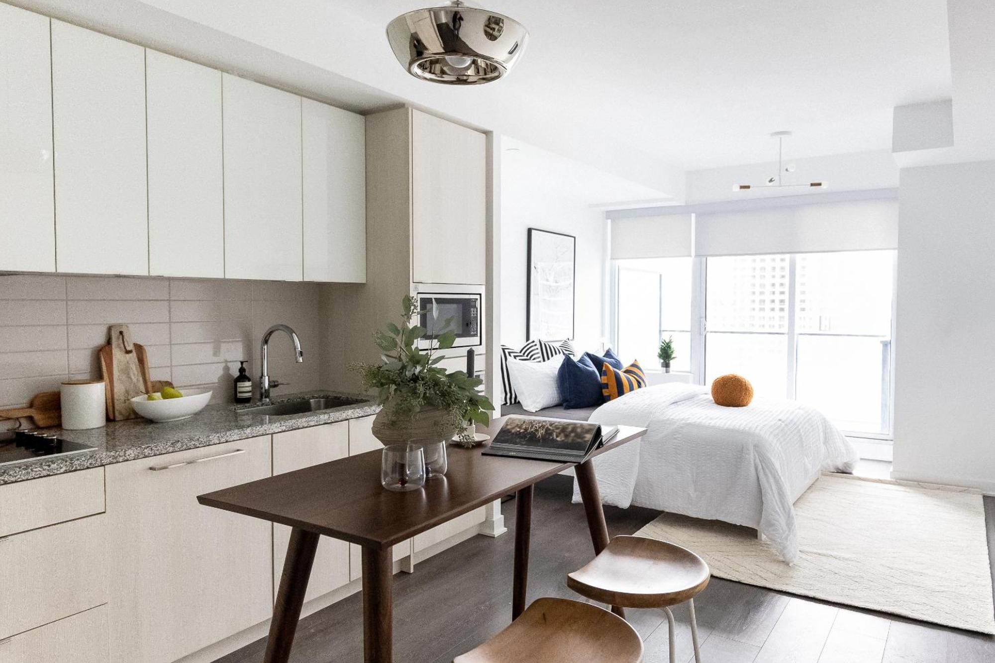 Apartment Lovely In Heart Of Downtown B3 *