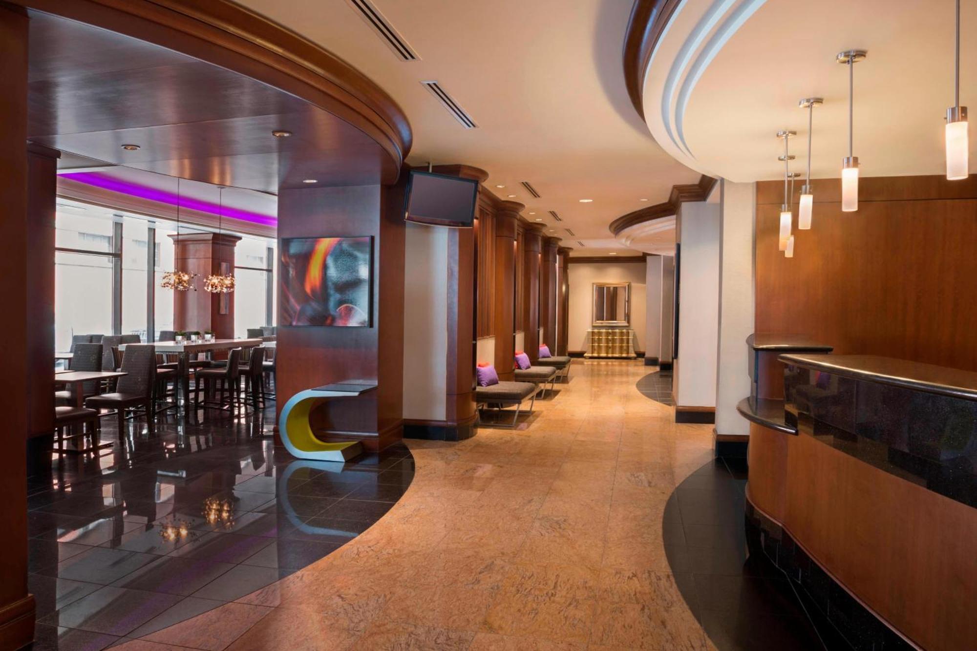 Hotel By Marriott Downtown / Entertainment District