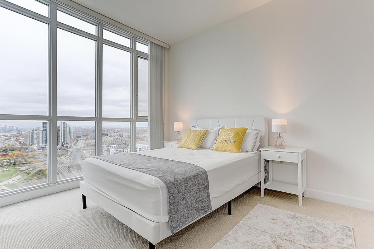 Lovely 2 Beds Central *